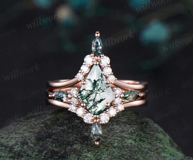 Unique kite cut green moss agate engagement ring set rose gold moissanite stacking wedding bridal ring set women jewelry